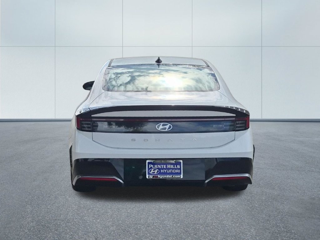 New 2026 Hyundai Sonata SEL FWD image 5