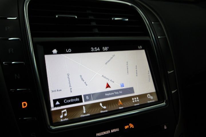 Used 2019 Lincoln Nautilus Reserve AWD/4WD image 20