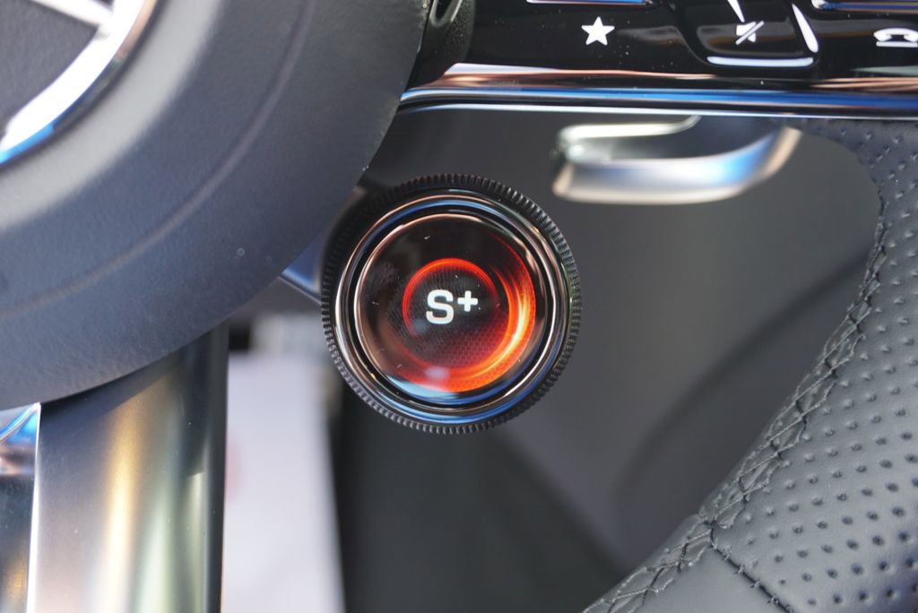 New 2026 Mercedes-Benz GLC 43 AMG 4MATIC Coupe image 34