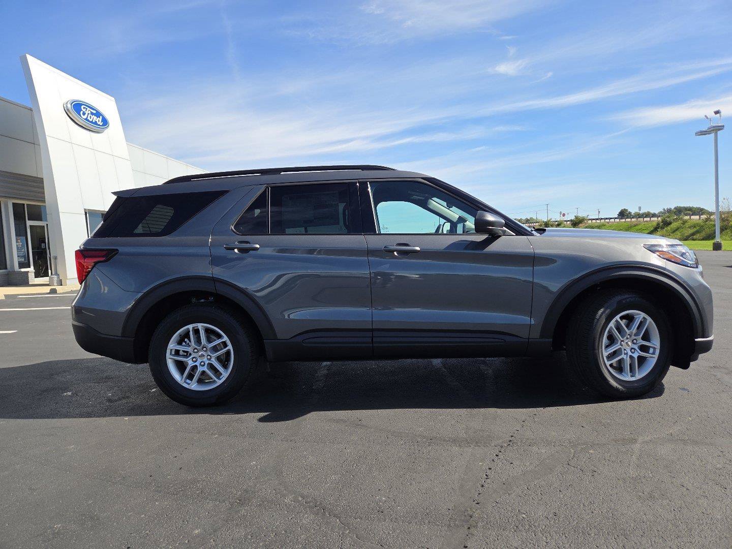 New 2027 Ford Explorer Active AWD/4WD image 15