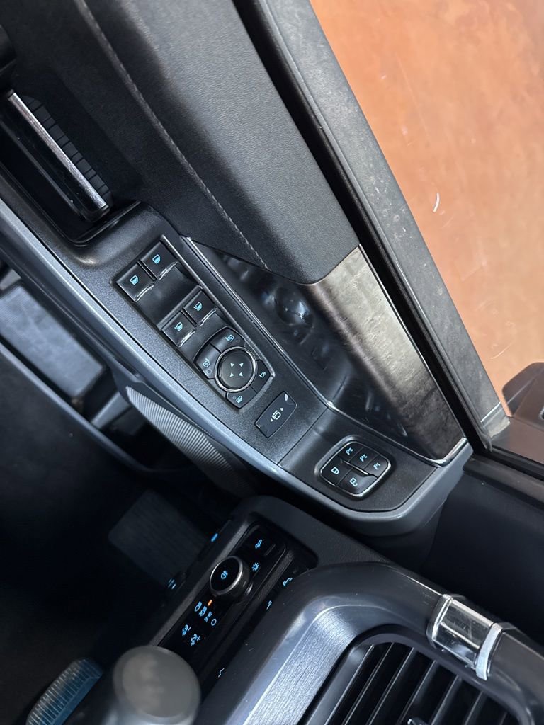 Used 2024 Ford F250 Lariat image 25