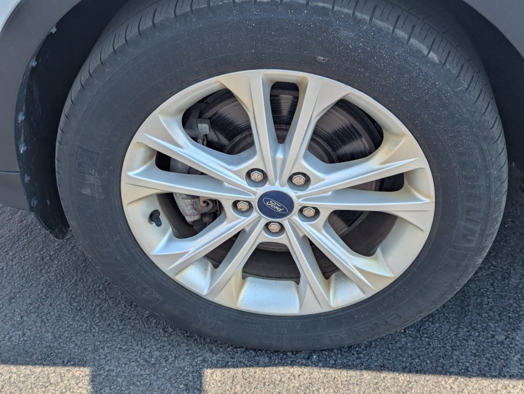 Used 2017 Ford Escape SE AWD/4WD image 12