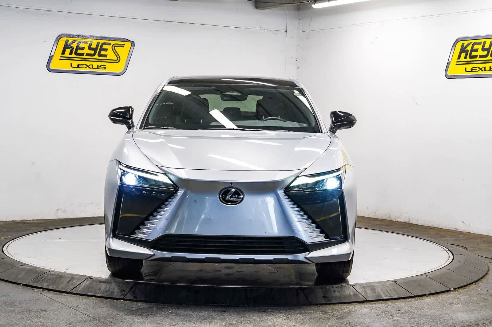 Used 2024 Lexus RZ 300e Premium FWD image 6