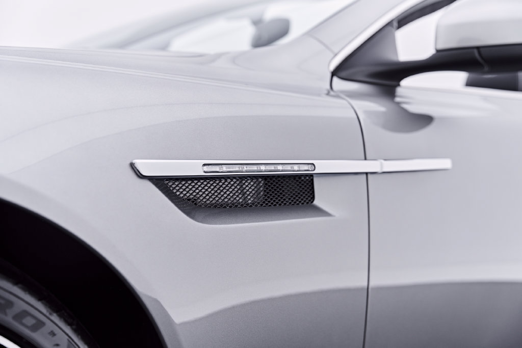 Used 2016 Aston Martin DB9 GT RWD image 35