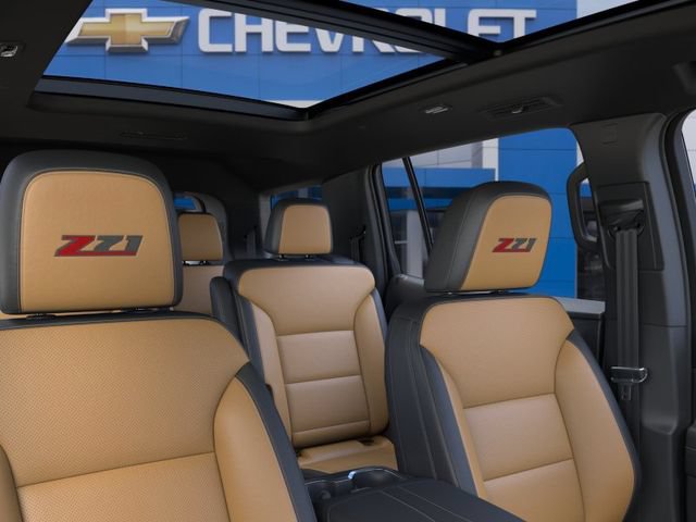 New 2027 Chevrolet Traverse Z71 w/ Driver Confidence Package AWD/4WD image 24