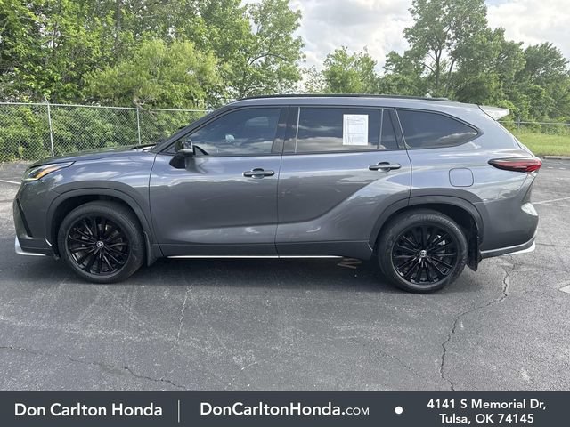 Used 2024 Toyota Highlander XSE FWD image 10