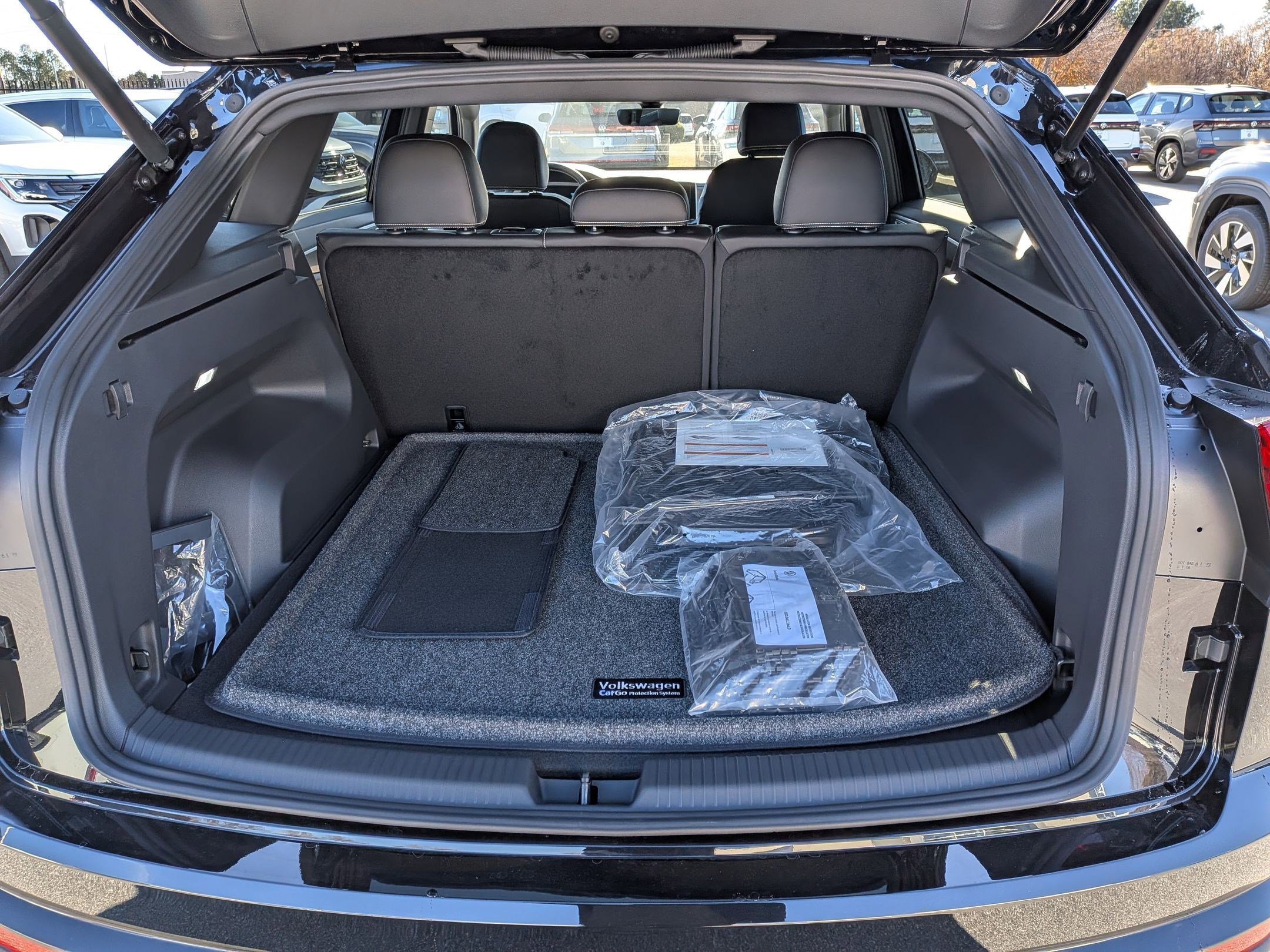 New 2026 Volkswagen Atlas Cross Sport SE AWD/4WD image 30