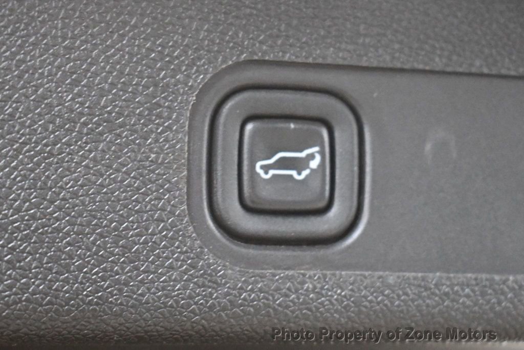 Used 2010 Chevrolet Suburban LTZ image 53