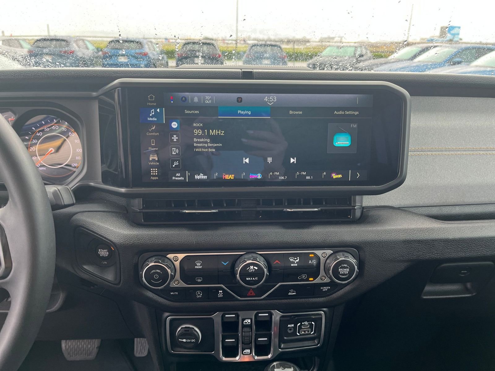 Used 2025 Jeep Wrangler Sport S image 20