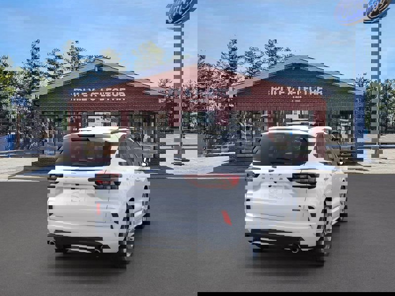 New 2024 Ford Escape ST-Line Select w/ Tech Pack #2 image 31