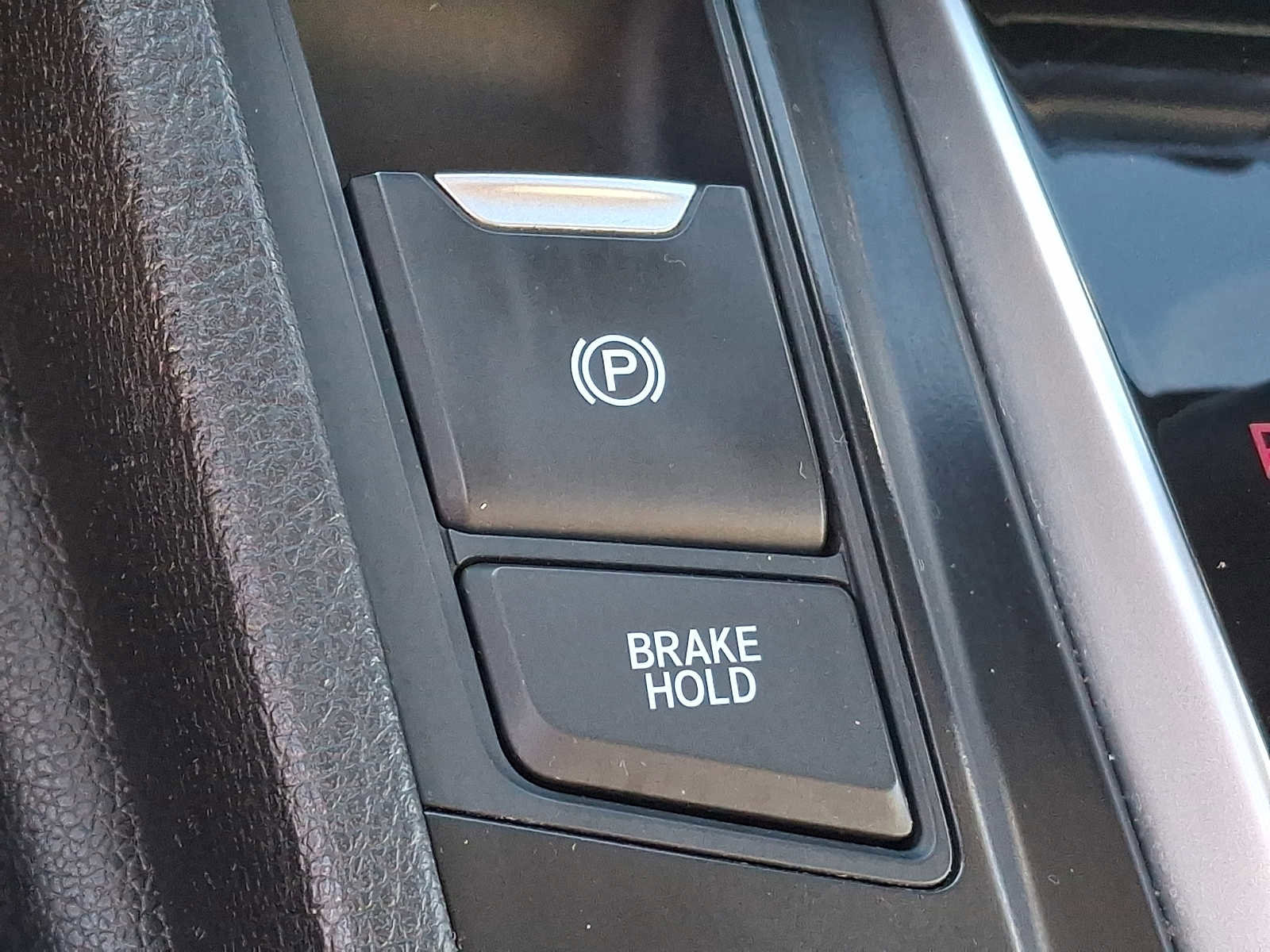 Used 2020 Honda CR-V LX image 23