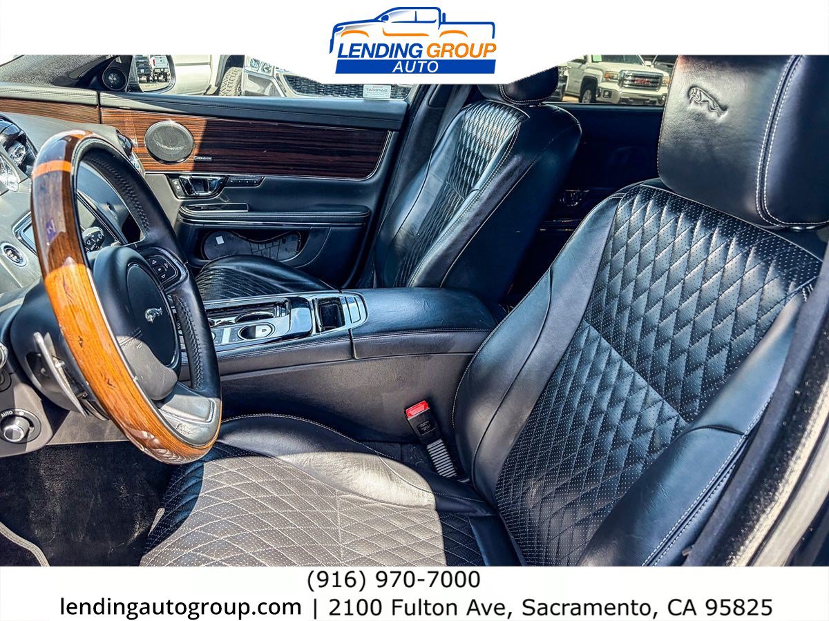 Used 2017 Jaguar XJ L Portfolio RWD image 16