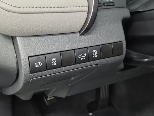 Used 2024 Toyota Camry LE FWD image 21