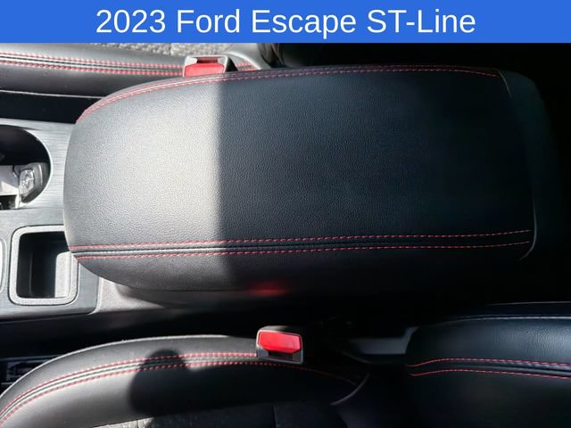 Used 2023 Ford Escape ST-Line w/ Tech Pack #1 AWD/4WD image 26
