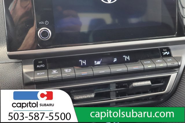 Used 2025 Toyota Camry SE FWD image 20
