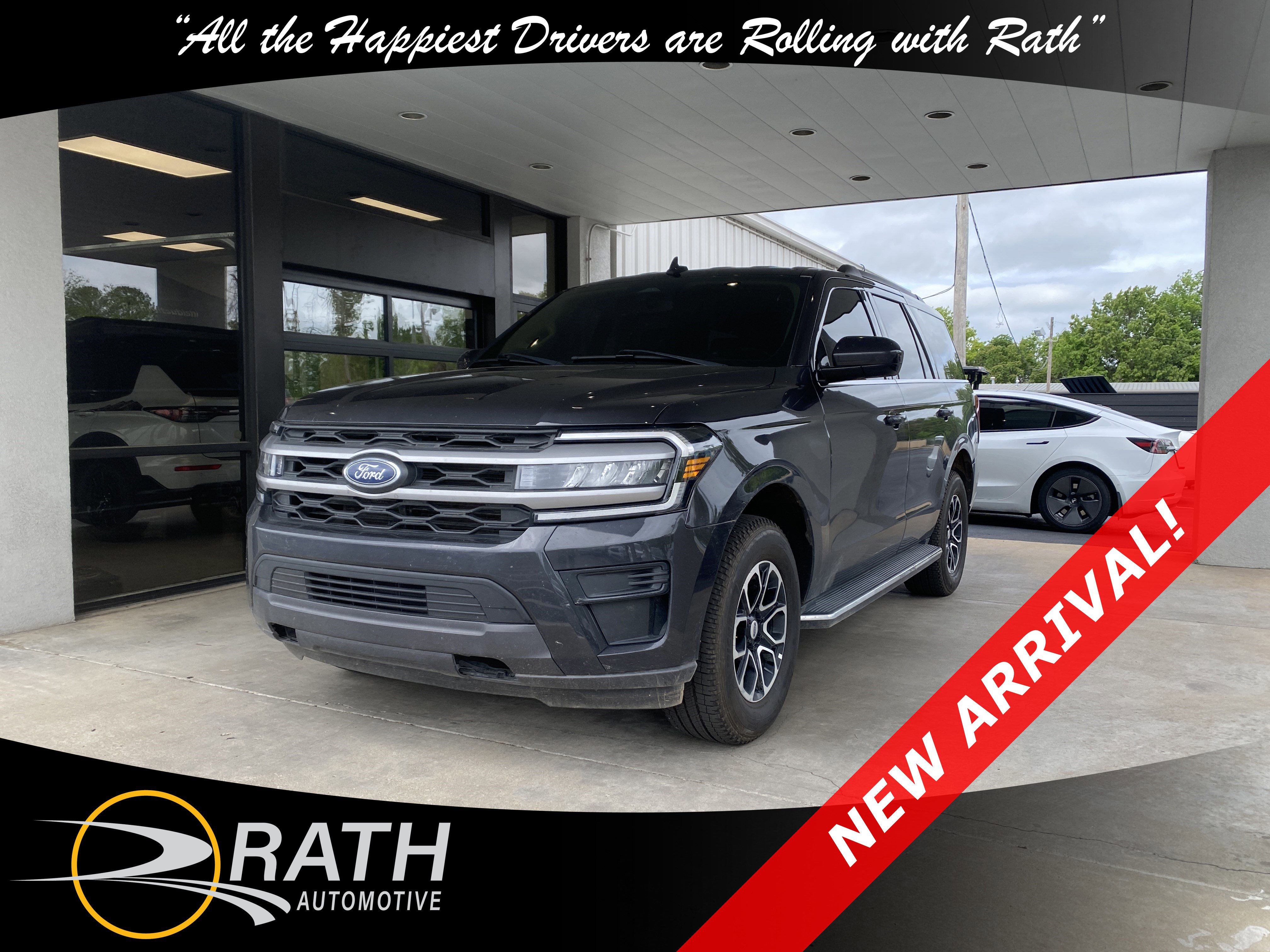 Used 2022 Ford Expedition XLT AWD/4WD image 4