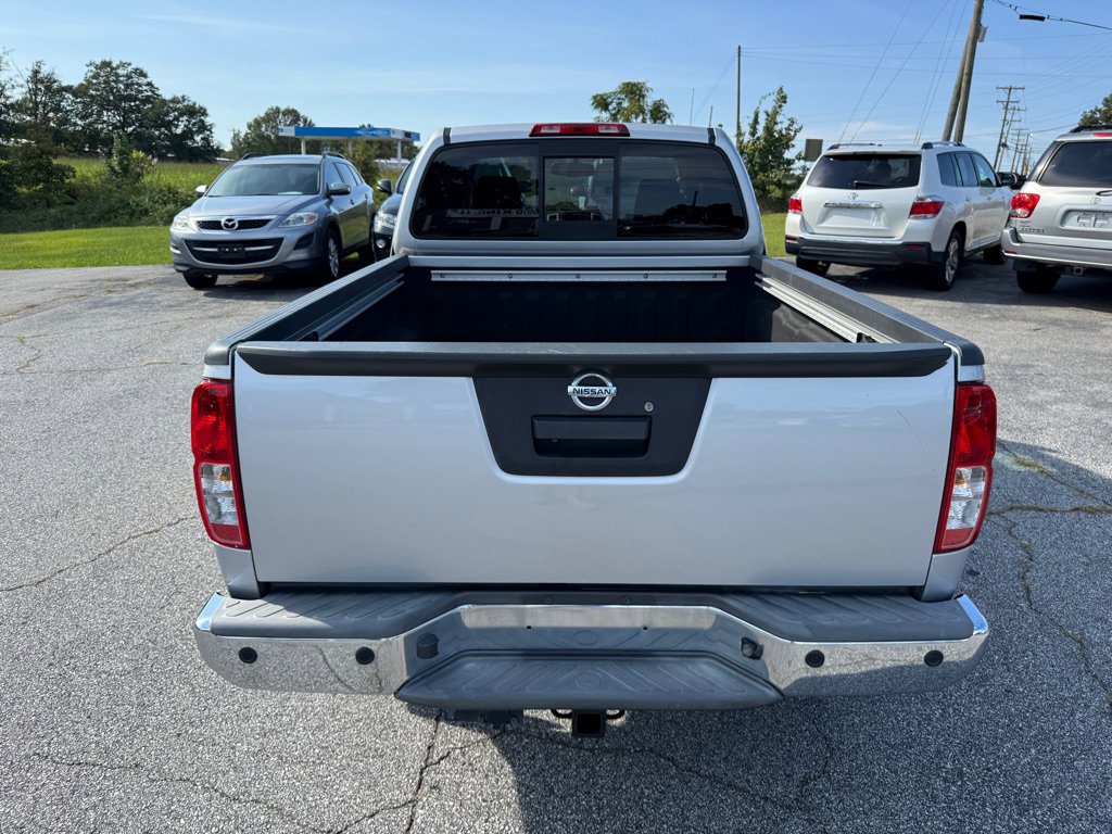 Used 2015 Nissan Frontier SV w/ SV Value Truck Package image 6