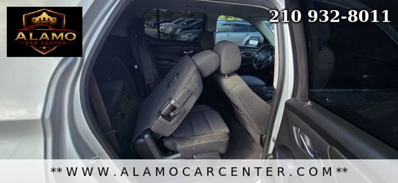 Used 2020 Chevrolet Traverse LT FWD image 21