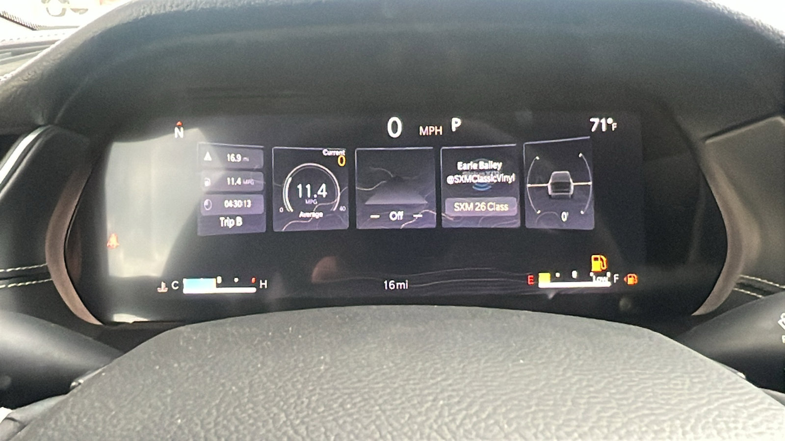 New 2025 Jeep Grand Cherokee Limited w/ Trailer Tow Package AWD/4WD image 29