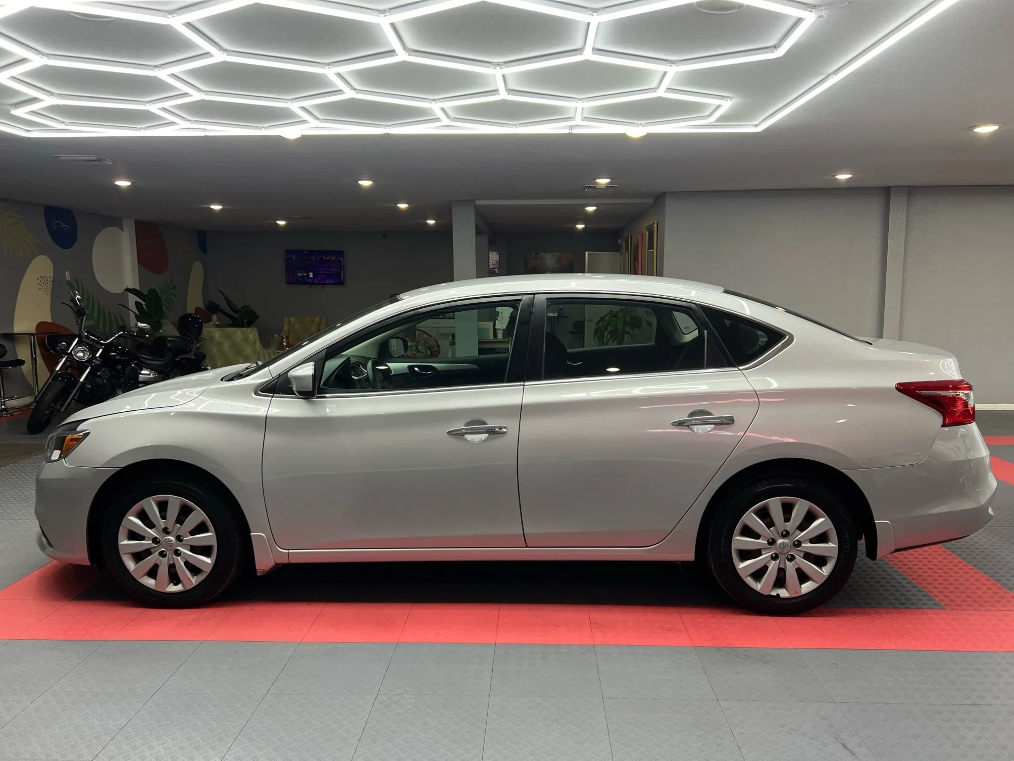 Used 2017 Nissan Sentra S image 4