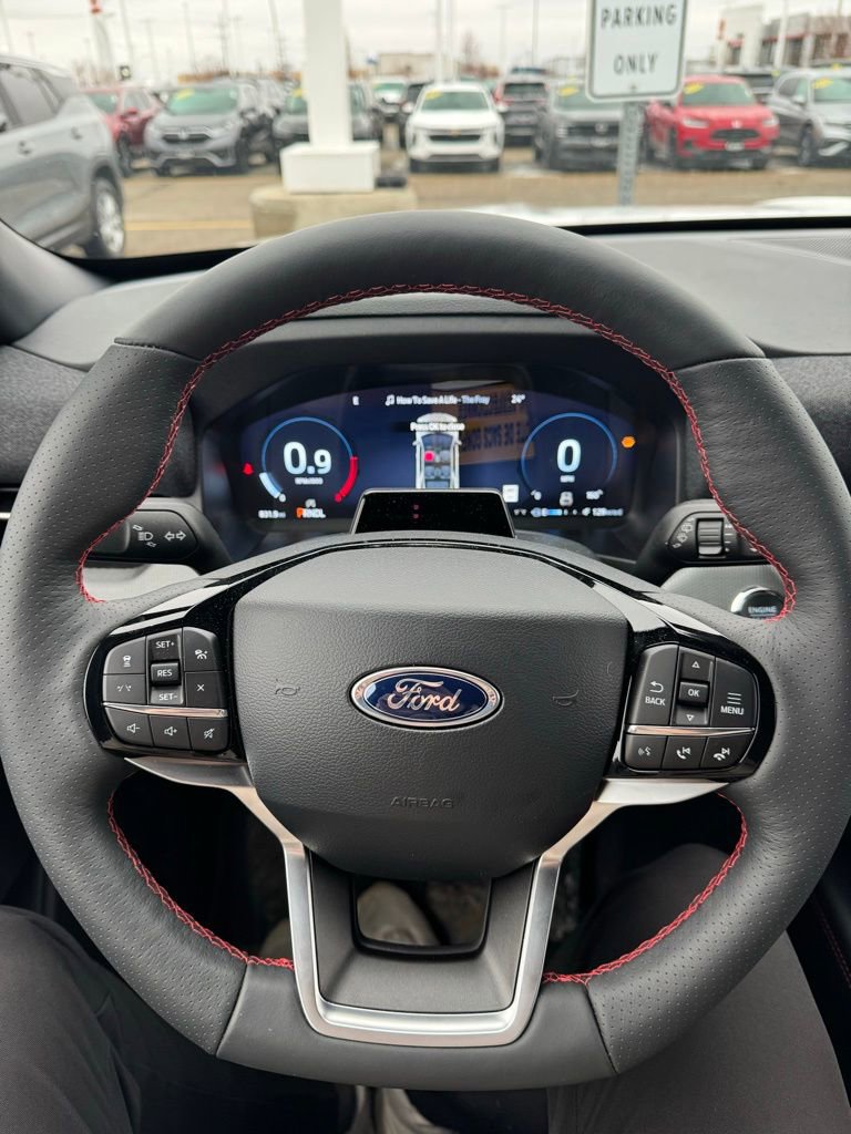 Used 2026 Ford Explorer ST-Line image 12