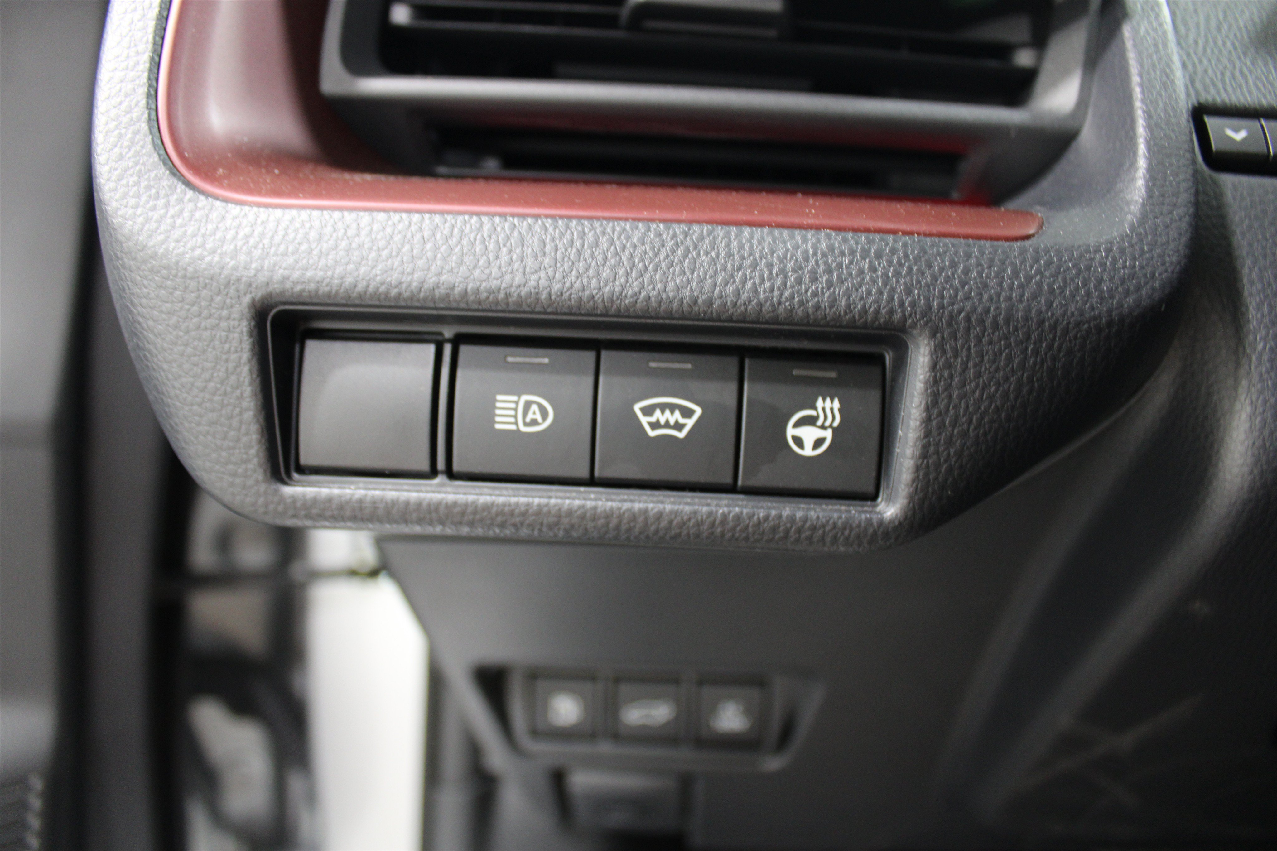 Used 2026 Toyota Prius Plug-In Hybrid w/ Limited Premium Package FWD image 17