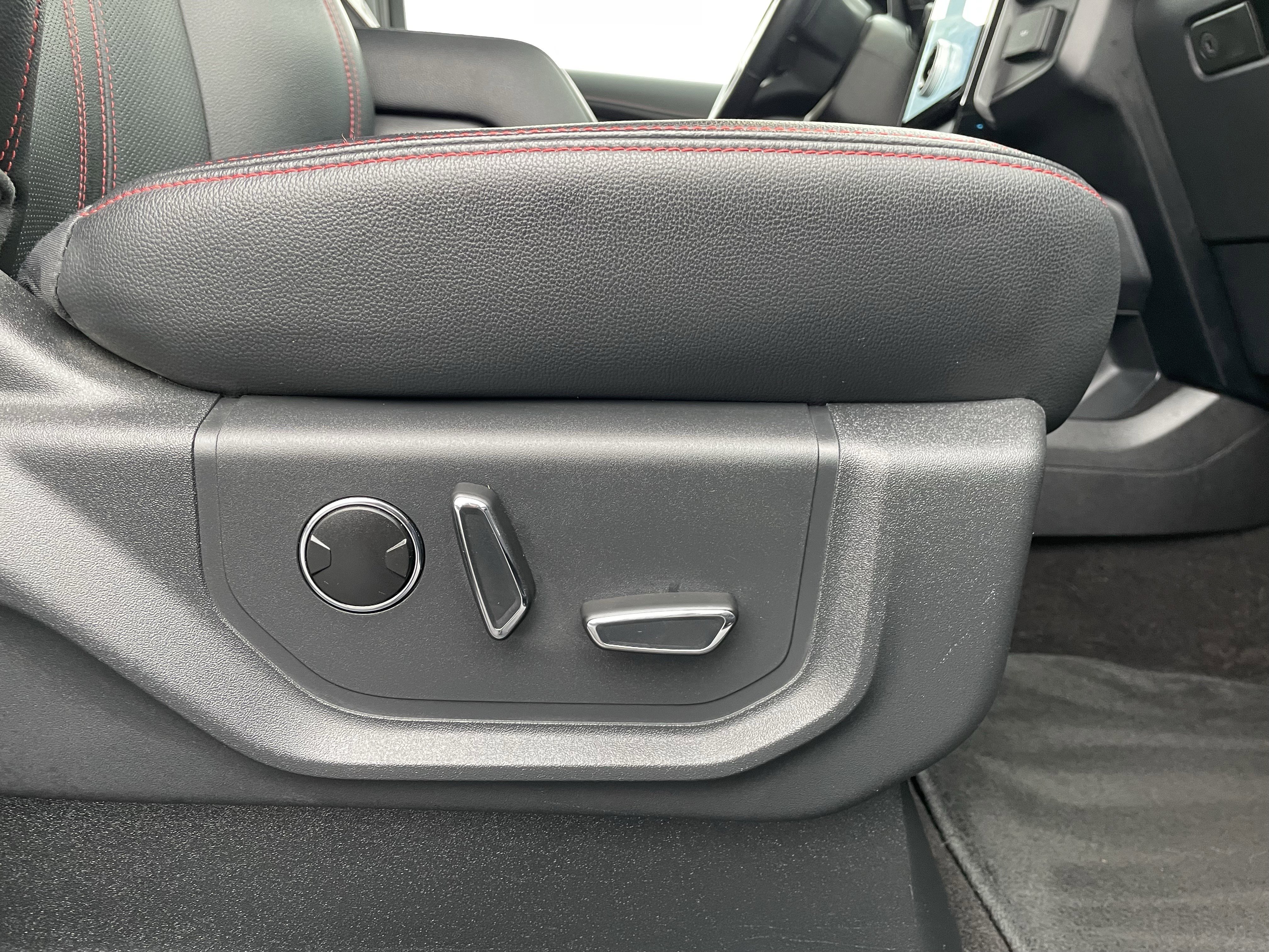 Used 2023 Ford Expedition Limited image 40