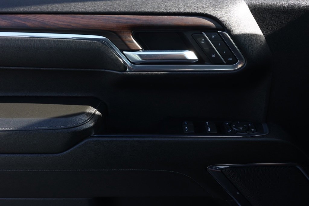 Used 2024 GMC Sierra 1500 SLT image 24