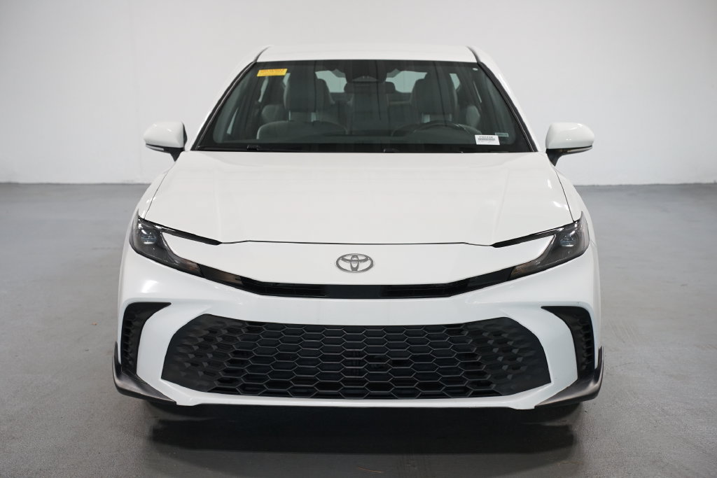 Certified 2025 Toyota Camry SE FWD image 2