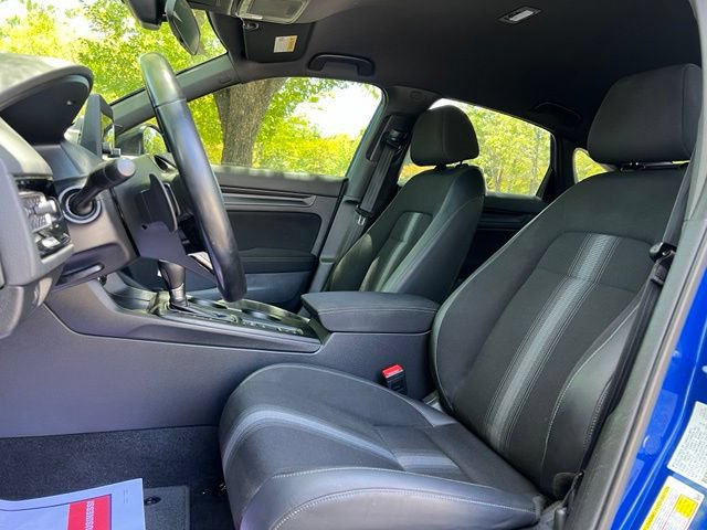 Used 2023 Honda Civic Sport image 13