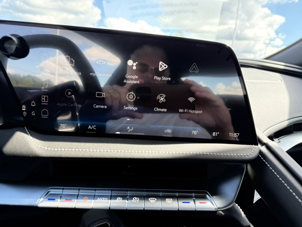 New 2026 Chevrolet Corvette Stingray Coupe w/ Z51 Performance Package image 15