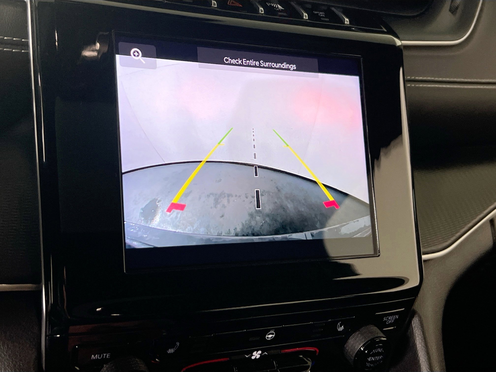 Used 2023 Jeep Grand Cherokee Altitude image 13