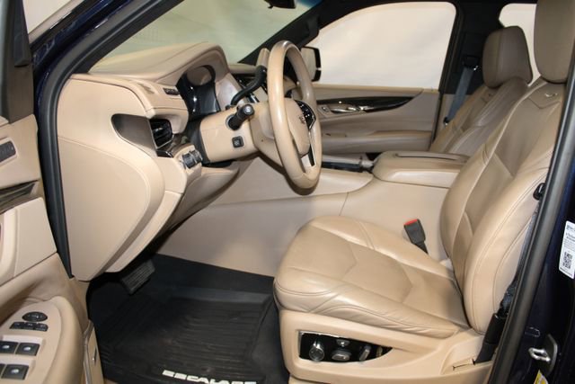 Used 2019 Cadillac Escalade Platinum AWD/4WD image 8