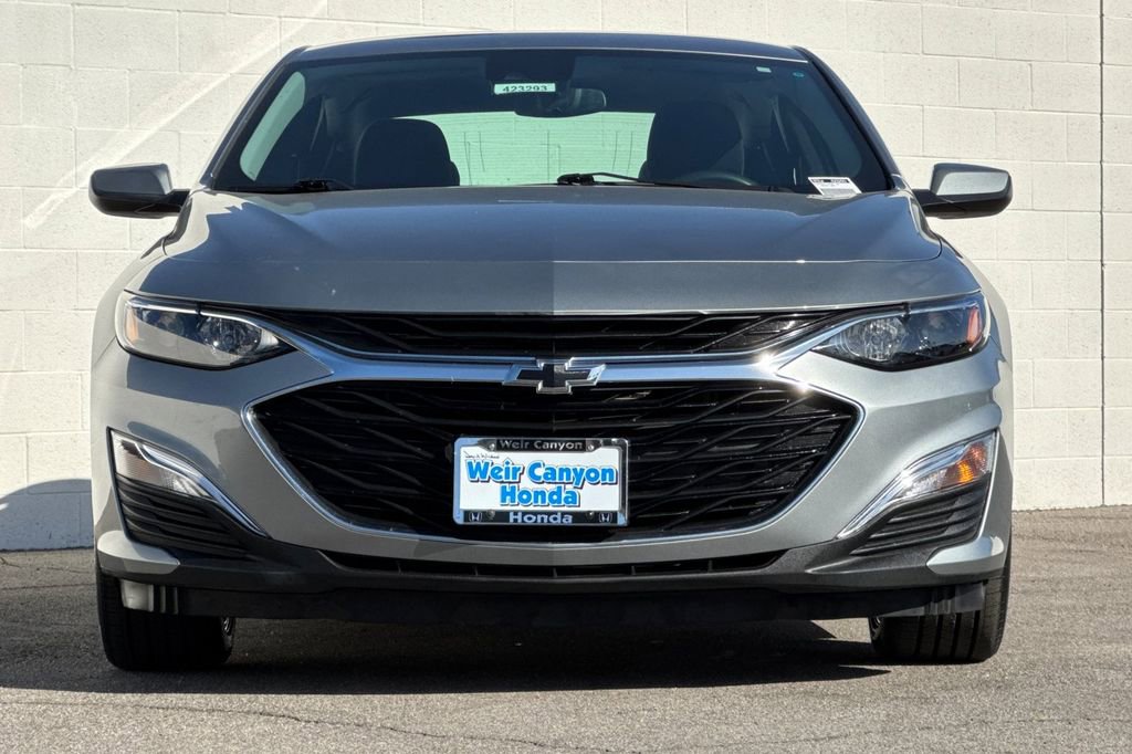Used 2024 Chevrolet Malibu RS FWD image 11