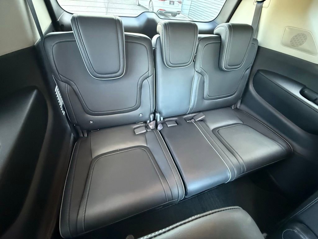 Used 2025 INFINITI QX80 Luxe image 49