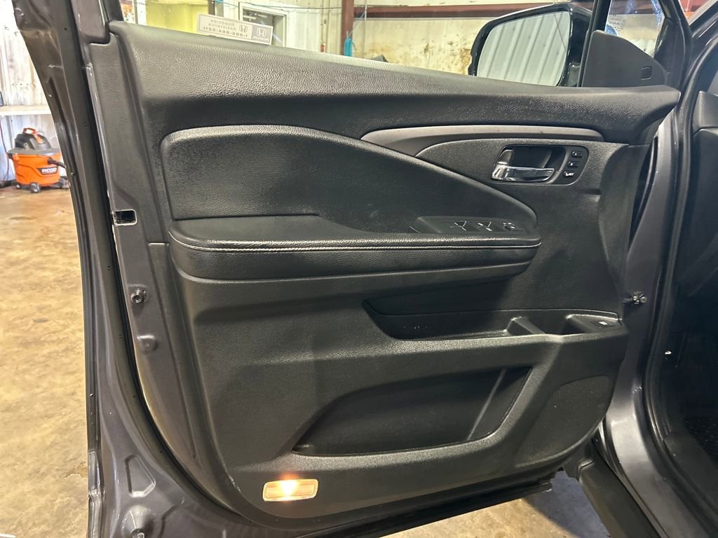 Used 2022 Honda Ridgeline RTL-E image 12