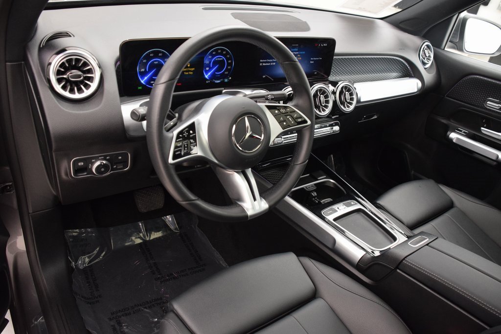 Used 2024 Mercedes-Benz EQB 300 4MATIC image 20