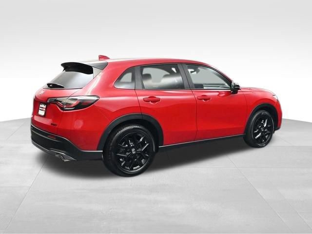 Used 2024 Honda HR-V Sport image 3