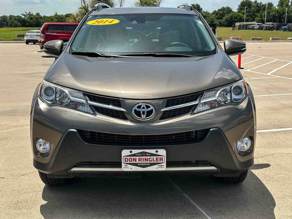 Used 2014 Toyota RAV4 Limited w/ Technology Package FWD image 8