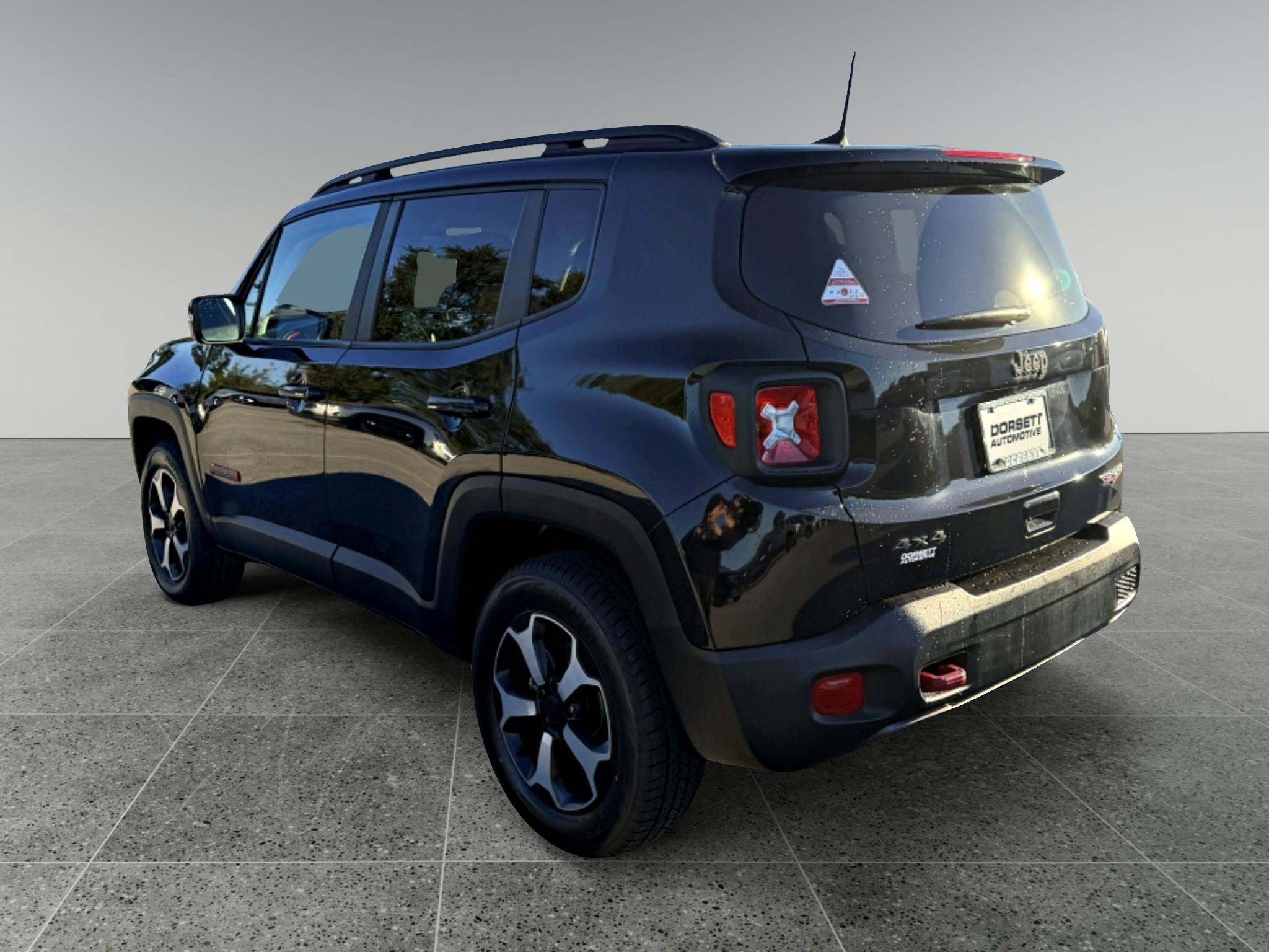Used 2022 Jeep Renegade Trailhawk w/ Sun/Sound Group AWD/4WD image 4