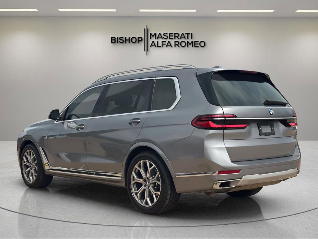 Used 2024 BMW X7 xDrive40i image 5