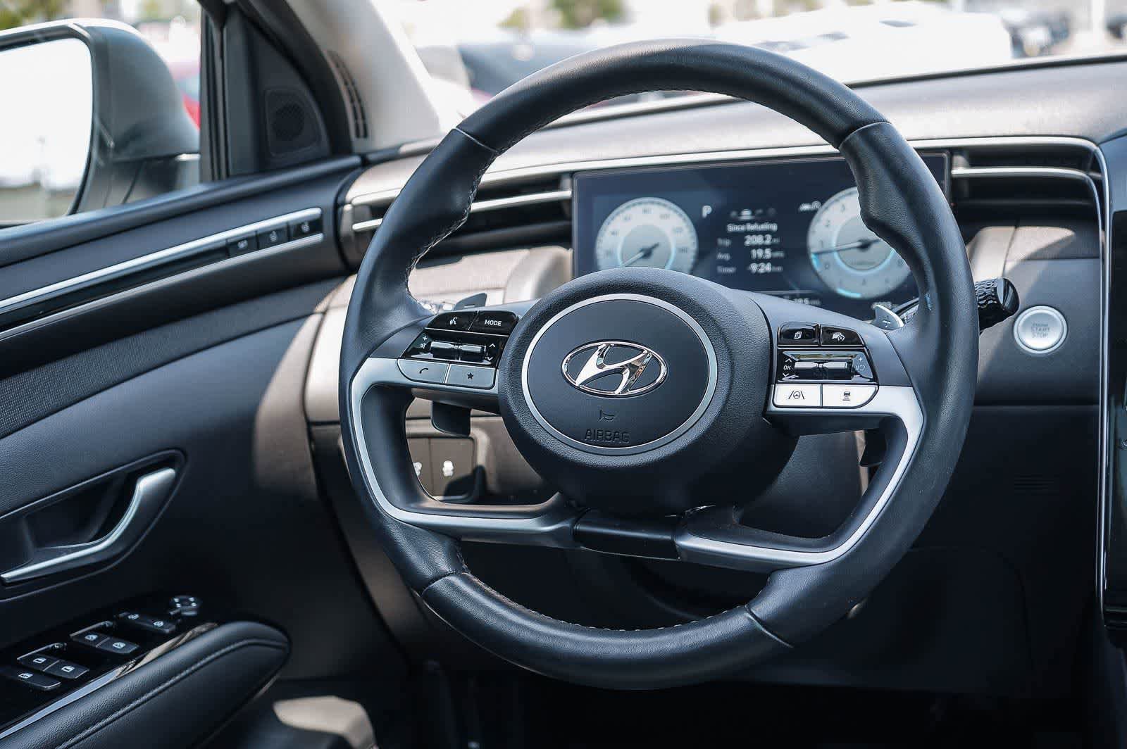 Certified 2024 Hyundai Tucson Limited AWD/4WD image 18