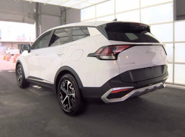 Certified 2025 Kia Sportage EX FWD image 5
