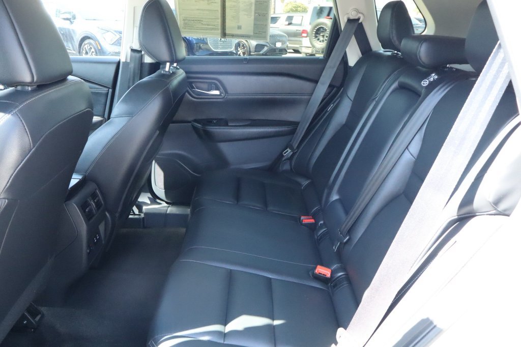 Used 2025 Nissan Rogue SL w/ SL Premium Package AWD/4WD image 30