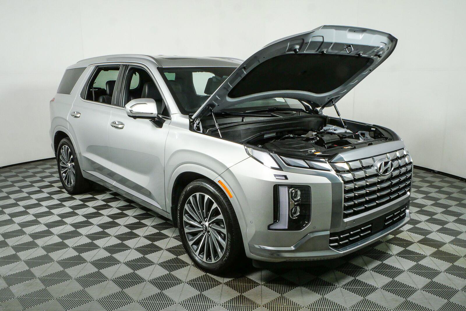 Used 2024 Hyundai Palisade Calligraphy AWD/4WD image 38