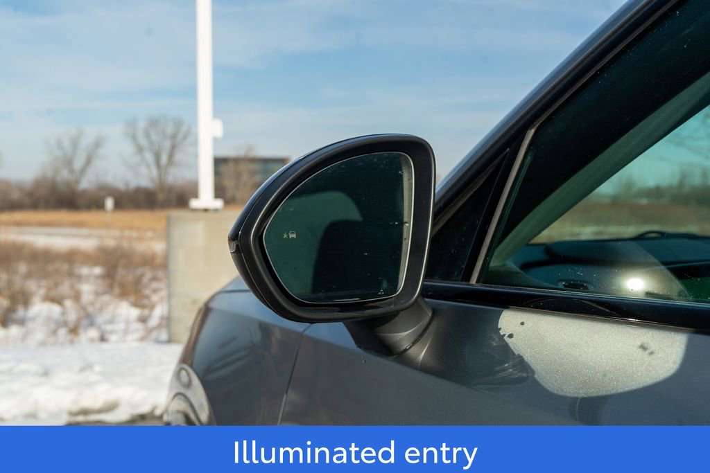 Used 2025 Buick Envision Sport Touring image 16