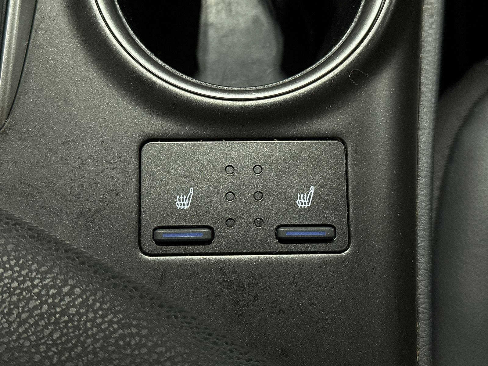 Certified 2023 Toyota Camry XLE FWD image 31