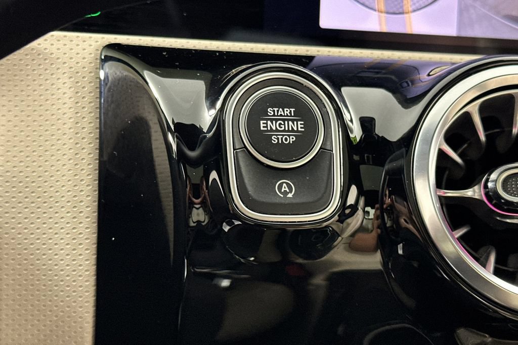 Certified 2023 Mercedes-Benz CLA 250 image 29