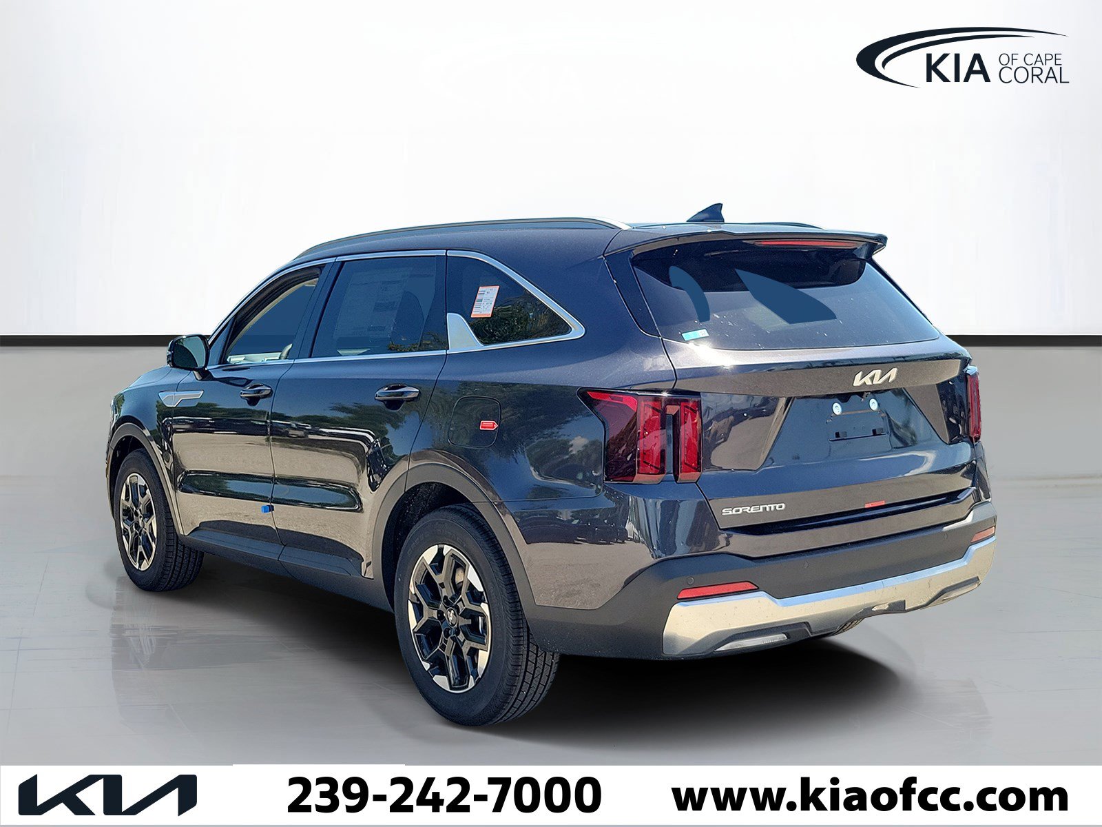 New 2026 Kia Sorento S w/ S Panoramic Sunroof Package FWD image 4