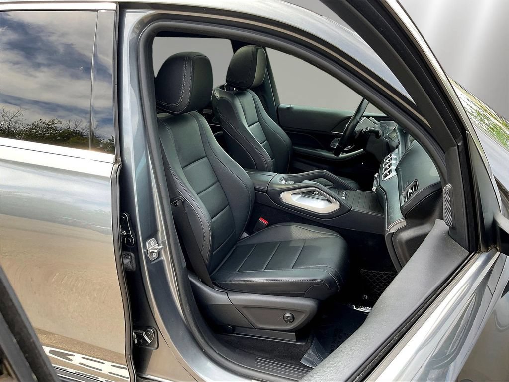 Used 2020 Mercedes-Benz GLS 450 4MATIC image 30